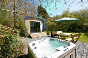 Sunridge EcoPod with Private Hot Tub